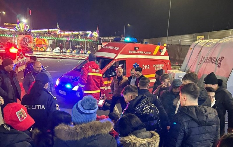 Trei tineri au fost arestați preventiv, după ce un băiat de 20 de ani a fost înjunghiat pe patinoarul din Ploiești