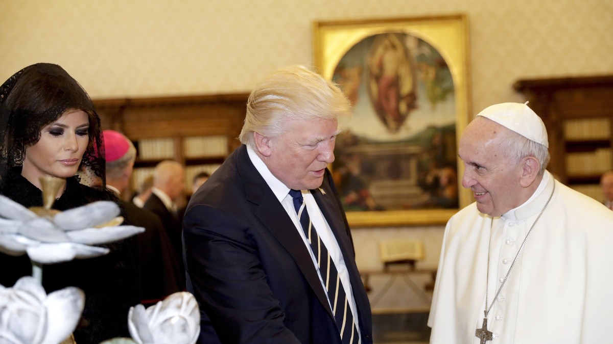 Donald Trump s-a întâlnit cu Papa Francisc la Vatican
