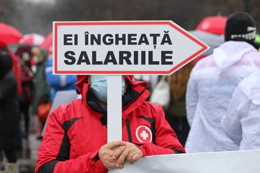 Miting Sanitas, Piața Victoriei, 12 ianuarie 2021. FOTO: Dumitru Angelescu