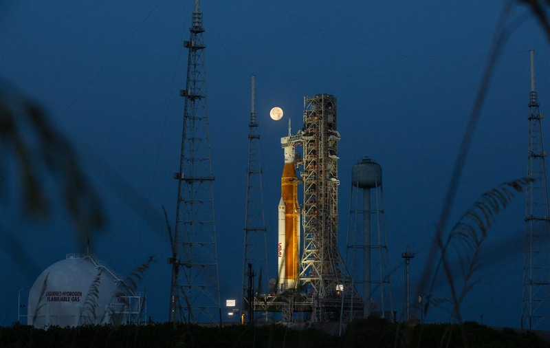 NASA pregătește o rachetă gigantică pentru a ajunge din nou pe Lună