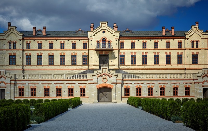 Cum arată o vizită la Castel Mimi, un adevărat „Versailles moldovenesc”