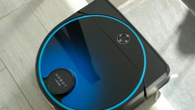 robot-mop-cu-aspirare-inova-ie-in-cura-area-pardoselilor