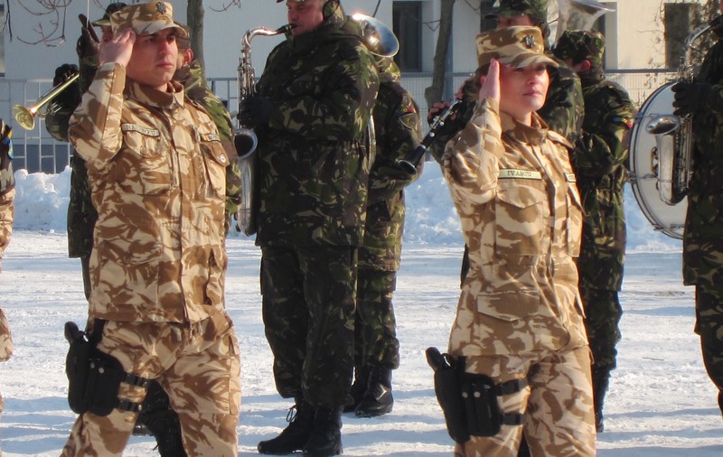 VIDEO / Ea e șefa luptătorilor în războiul cu talibanii. Povestea primei românce aflate la comanda unui detașament de Poliție Militară pe frontul din Afganistan
