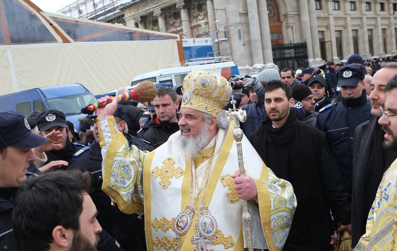 PF Daniel: "Ora de religie nu poate fi înlocuită"