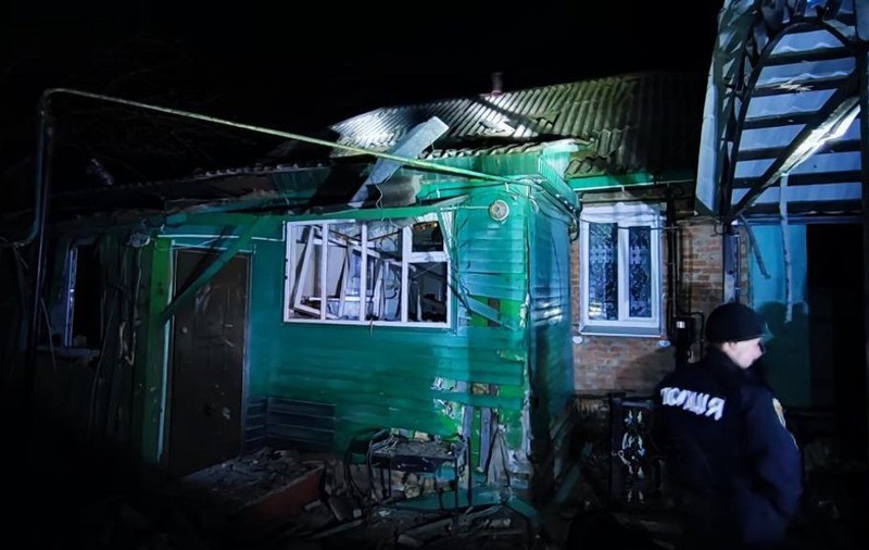 Război în Ucraina, ziua 712 | Atac cu rachete Grad asupra regiunii Sumî, bombardamente la Herson, anunță Kievul. Zelenski a schimbat din funcție primul oficial