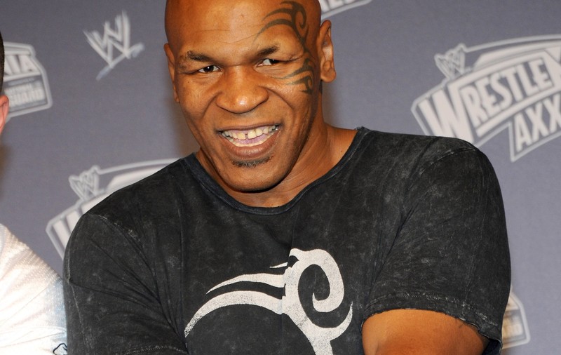 EXCLUSIV/ ”Îngerii” lui Mike Tyson! 12 românce s-au bătut pentru un loc în ”haremul” campionului