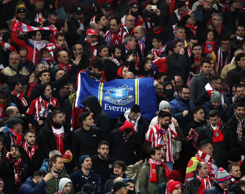 Englezii, contrariați că 3.000 de fani ai lui Atletico Madrid au fost pe Anfield la meciul cu Liverpool, în condițiile în care capitala Spaniei este pe punctul de a fi închisă
