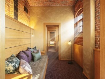 Cameră din hotelul transformat în închisoare, în Japonia. Foto: hoshinoresorts