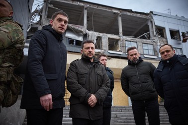 This handout photograph taken and released by Ukrainian Presidential Press Service on December 12, 2024, shows Ukrainian President Volodymyr Zelensky (C) reviewing the aftermath of a missile strike carried out by Russia on December 10, in the city of Zaporizhzhia, amid the Russian invasion of Ukraine. The search and rescue operation lasted nearly two days and concluded this afternoon. The strike claimed the lives of 11 people and injured 22 others. At the site of the attack, Volodymyr Zelensky honored the memory of the victims.,Image: 945987160, License: Rights-managed, Restrictions: RESTRICTED TO EDITORIAL USE - MANDATORY CREDIT "AFP PHOTO / Ukrainian Presidential Press Service " - NO MARKETING NO ADVERTISING CAMPAIGNS - DISTRIBUTED AS A SERVICE TO CLIENTS, *** HANDOUT image or SOCIAL MEDIA IMAGE or FILMSTILL for EDITORIAL USE ONLY! * Please note: Fees charged by Profimedia are for the Profimedia's services only, and do not, nor are they intended to, convey to the user any ownership of Copyright or License in the material. Profimedia does not claim any ownership including but not limited to Copyright or License in the attached material. By publishing this material you (the user) expressly agree to indemnify and to hold Profimedia and its directors, shareholders and employees harmless from any loss, claims, damages, demands, expenses (including legal fees), or any causes of action or allegation against Profimedia arising out of or connected in any way with publication of the material. Profimedia does not claim any copyright or license in the attached materials. Any downloading fees charged by Profimedia are for Profimedia's services only. * Handling Fee Only ***, Model Release: no