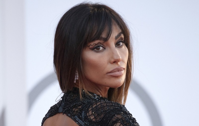 Mădălina Ghenea îşi întrerupe activitatea în mediul online. Mesajul îngrijorător transmis de actriță: „Nu mă simt prea bine”