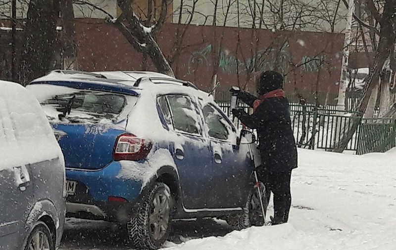 Sud-estul țării se află sub cod galben de ninsori, vânt și polei. În unele zone va ploua, la început