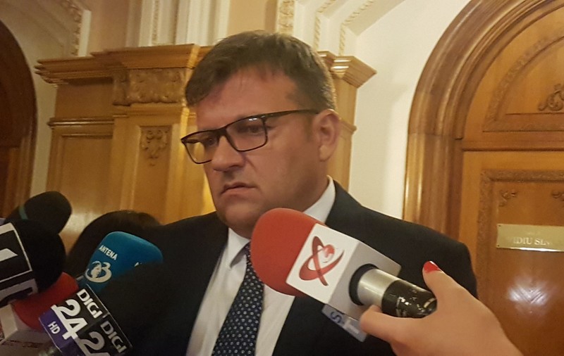 Ministrul Muncii anunţă că un oficial al Direcţiei de Asistenţă Socială va merge marţi să o viziteze pe Sorina. Ce spune despre adopţie: "Copiii noștri să rămână în țară. Încurajăm adopția națională"