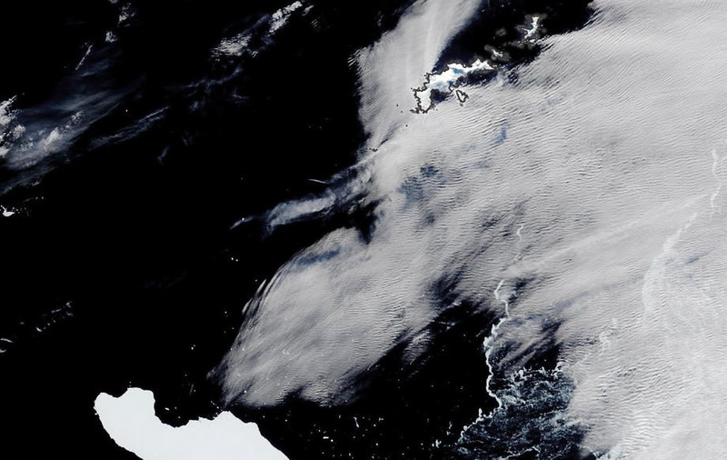 Antarctica A-68: Cel mai mare aisberg din lume este pe cale să se rupă în zeci de bucăți