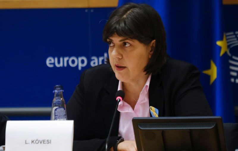 Procurorii trimiși de Laura Codruța Kovesi investighează un proiect din fonduri europene de 54 de milioane de euro. Percheziții la aeroportul și la CJ din Sibiu