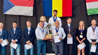 România, campioană mondială la acrobație cu avionul în clasa Intermediate