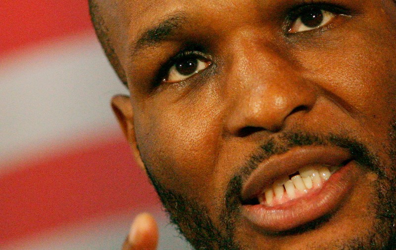 Legendarul Bernard Hopkins, bătut de un rus cu 18 ani mai tânăr!
