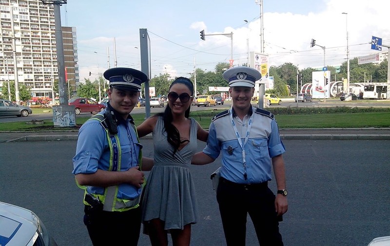 EXCLUSIV Cruduța a dat fuguța! Asistenta TV Daniela Crudu a fost prinsă de polițiști circulând cu 197 km/h