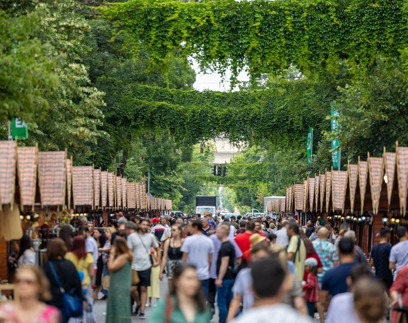 Începe Festivalul Internațional de Folclor „Muzici și Tradiții în București”. Programul complet al unui weekend plin de evenimente