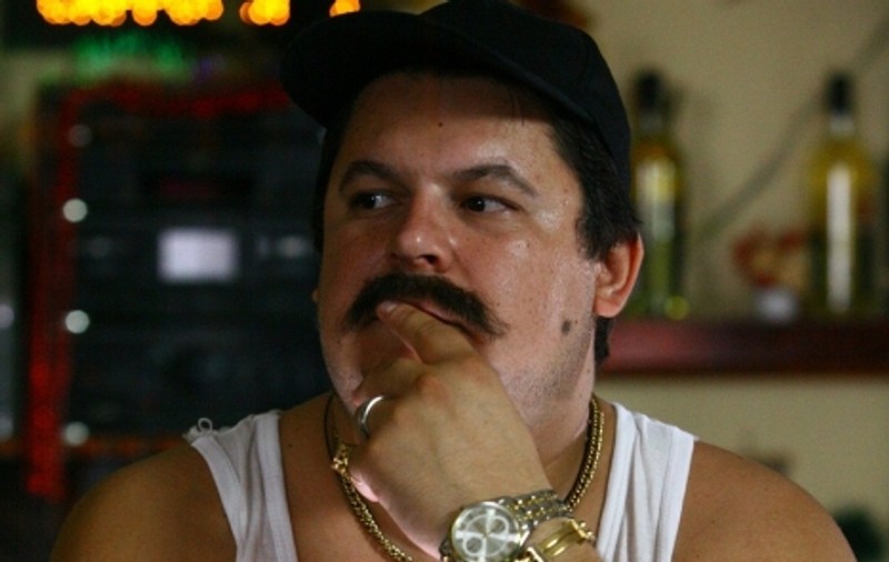"Las Fierbinţi", cel mai nou serial de comedie | FOTO