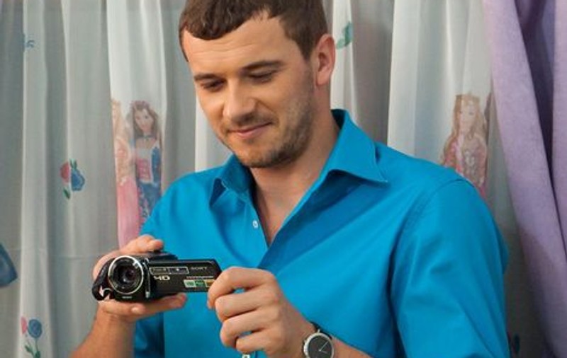 Dan Cruceru nu ştie dacă să servească sarmale la botez
