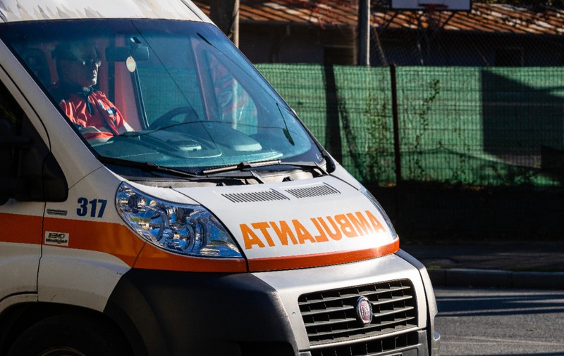 Fostul manager al Ambulanței Dolj, condamnat la închisoare cu suspendare: a recunoscut că a primit mită pentru angajări