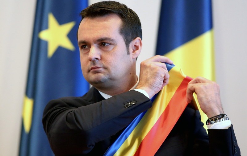 Cătălin Cherecheș a semnat un "ordin de învoire" al elevilor din școlile și liceele de pe raza Municipiului Baia Mare. Explicația edilului