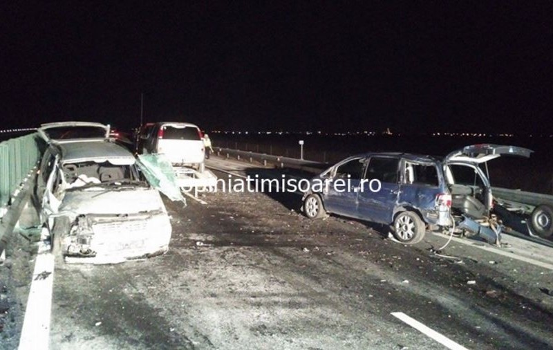 Accident pe Autostrada Timișoara – Lugoj! Carambol violent cu 8 mașini
