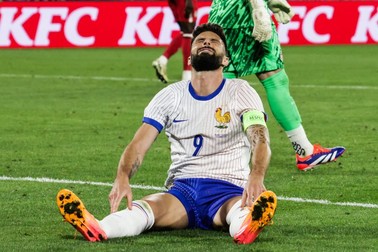 France's forward #09 Olivier Giroud during the International friendly football match between France and Canada at the Matmut Atlantique stadium in Bordeaux, on June 9, 2024. Photo by Thibaud MORITZ/ABACAPRESS.COM