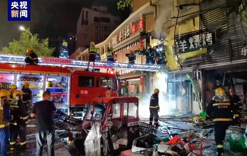 Cel puțin 31 de persoane au murit în urma unei explozii într-un restaurant din China