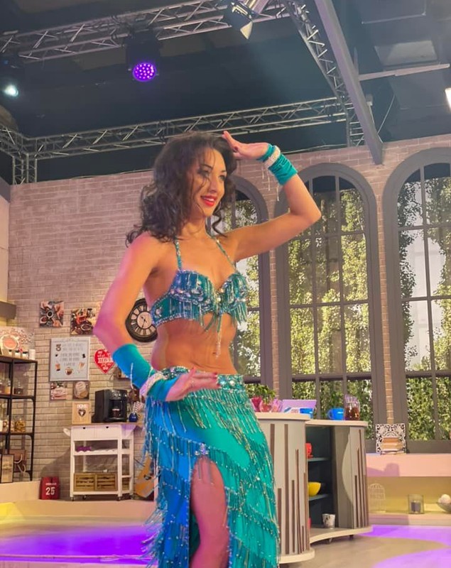 Câți bani câștigă Natalia Duminică, fosta concurentă de la „Survivor România”, pentru o seară de spectacol. E dansatoare de bellydance