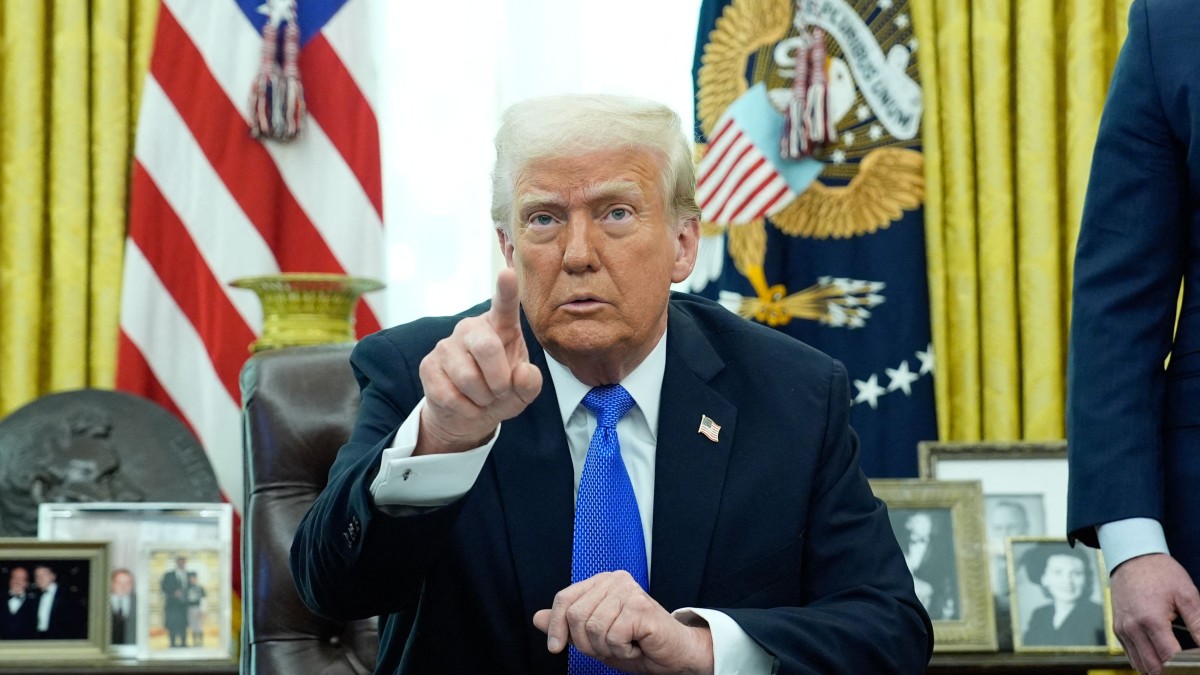 Donald Trump, în Biroul Oval Foto: Hepta
