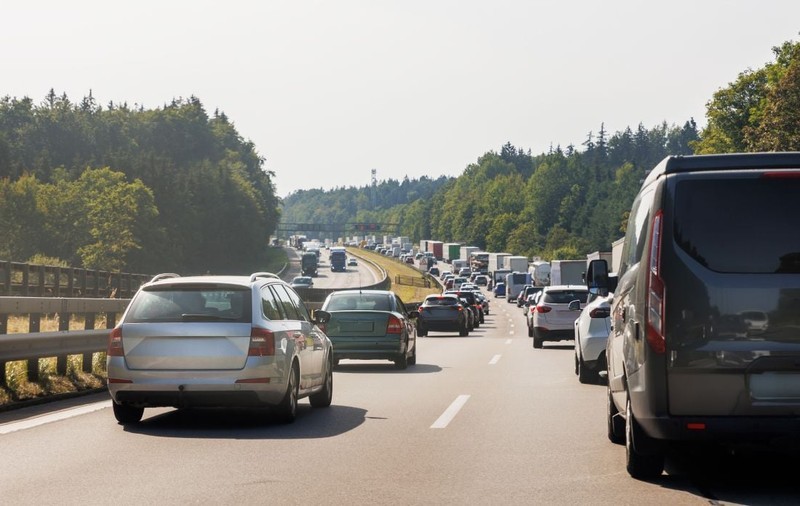 De la 1 iunie, șoferii vor primi înapoi taxa de drum în caz de ambuteiaje sau lucrări rutiere pe autostrăzile din Italia. Reguli de rambursare