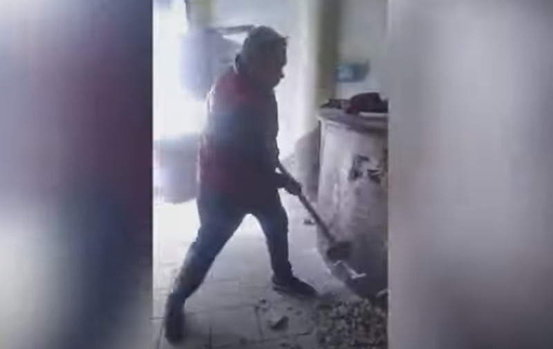 VIDEO | Un italian și-a distrus pizzeria: „«Mulțumesc», COVID-19!”