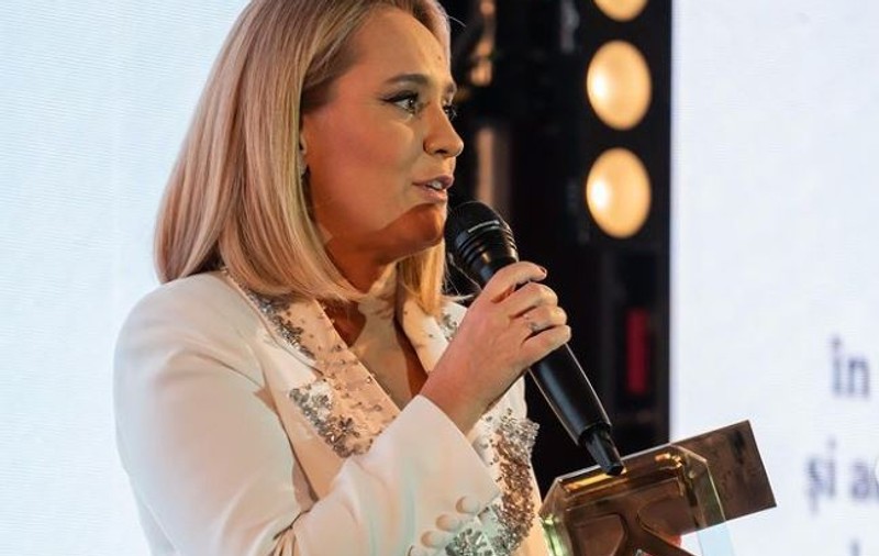 Andreea Esca, victima unei escrocherii online: „Profită fără nicio jenă de imaginea noastră”