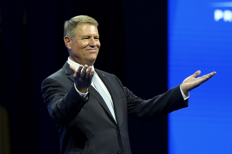 Iohannis se întoarce astăzi în mijlocul liberalilor care l-au susținut de două ori la președinție | Foto: Hepta