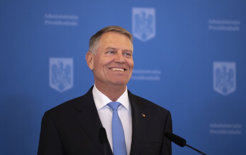 Mulțumim, Klaus! Aroganța, lăcomia și servilismul au produs, în mod uimitor, speranță