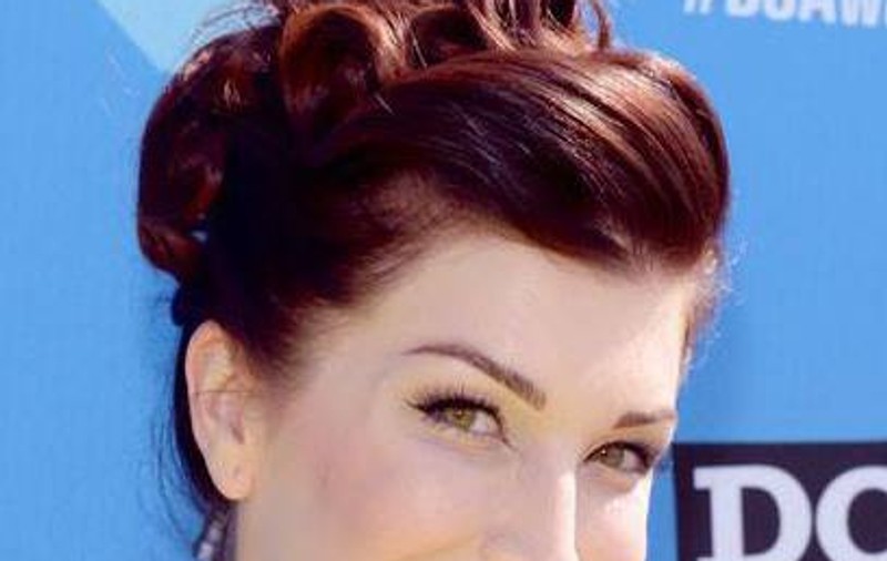Regina YouTube a murit la 33 de ani. Stevie Ryan a fost găsită spânzurată