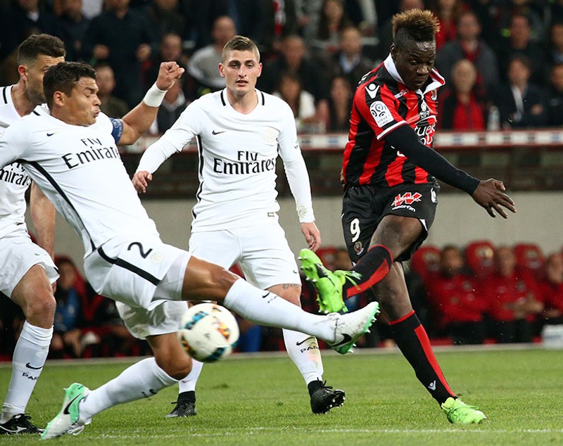 Antrenorul Adrian Ursea vorbește despre sezonul excelent al lui Nice. Cum l-a îmblânzit pe Balotelli și de ce nu se uită la Liga I. ”Nu duc dorul de ceva anume din România” | INTERVIU