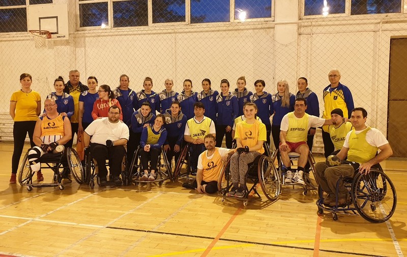 Prima echipă de handbal în scaun rulant din România, la Brașov. ”Singura dizabilitate în viaţă este o atitudine greşită”