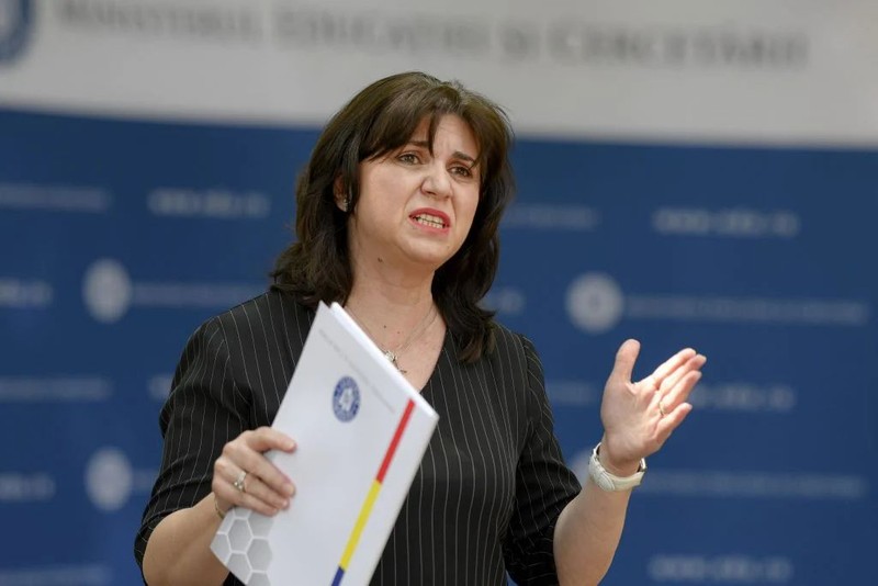 Ministrul educației, Monica Anisie