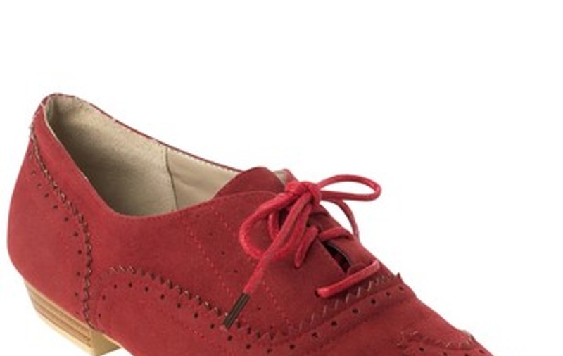 Foto | Poartă pantofi Oxford, ca Rihanna