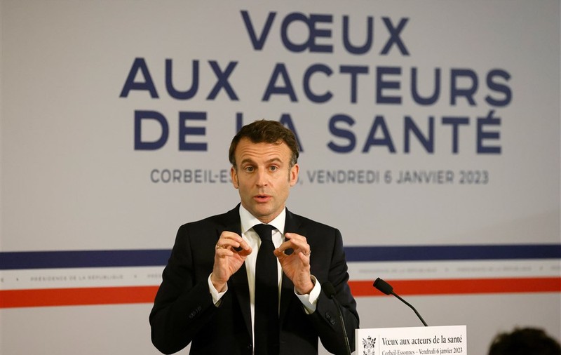 Emmanuel Macron a prezentat un nou plan pentru a opri „criza fără sfârșit" din sistemul de sănătate francez