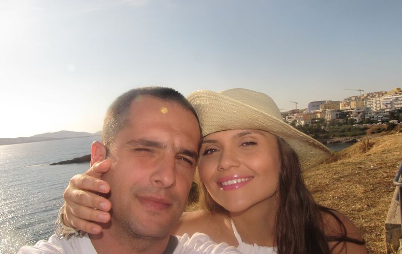 MĂDĂLIN IONESCU şi Cristina ŞIŞCANU sunt în al nouălea cer: "Este ÎNSĂRCINATĂ!"