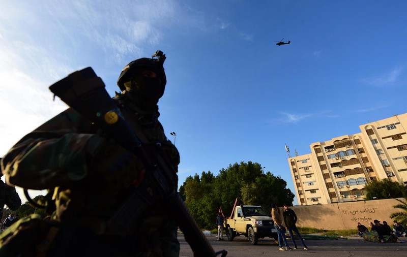 Zona Verde din Bagdad și o bază militară cu americani, atacate cu obuze și rachete