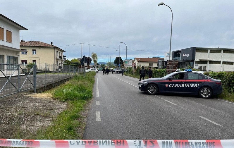 Un șofer român a rămas fără camion, după ce l-a împrumutat unui alt român și acesta a fost prins când fura cu el fier vechi, în Italia