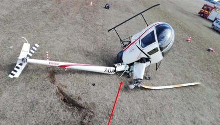 Elicopterul a fost grav avariat de elevul cu licenţă de pilot privat (Foto: AIAS)