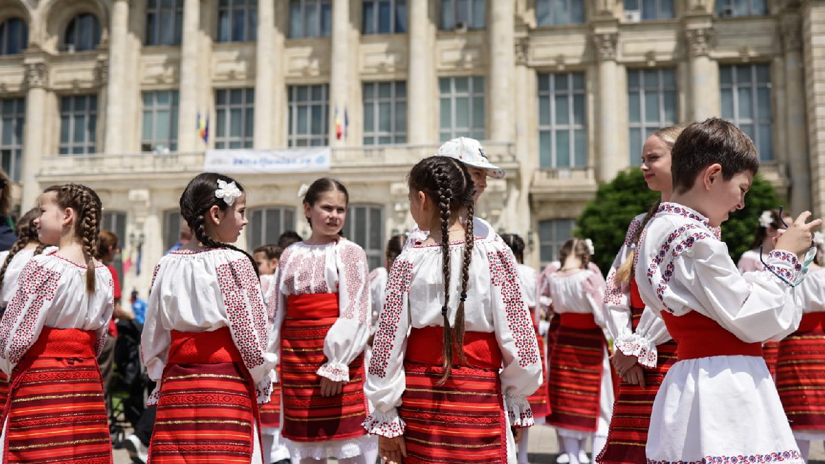 curtea Parlamentului
