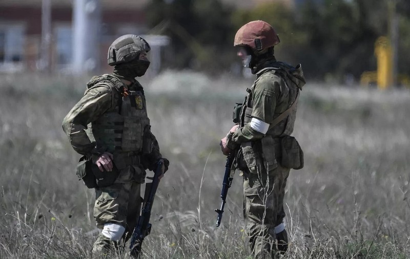 Ofițerul rus care a demisionat după ce a invadat Ucraina: „Mă gândeam doar să trăiesc încă o zi. Mureau oameni lângă mine”