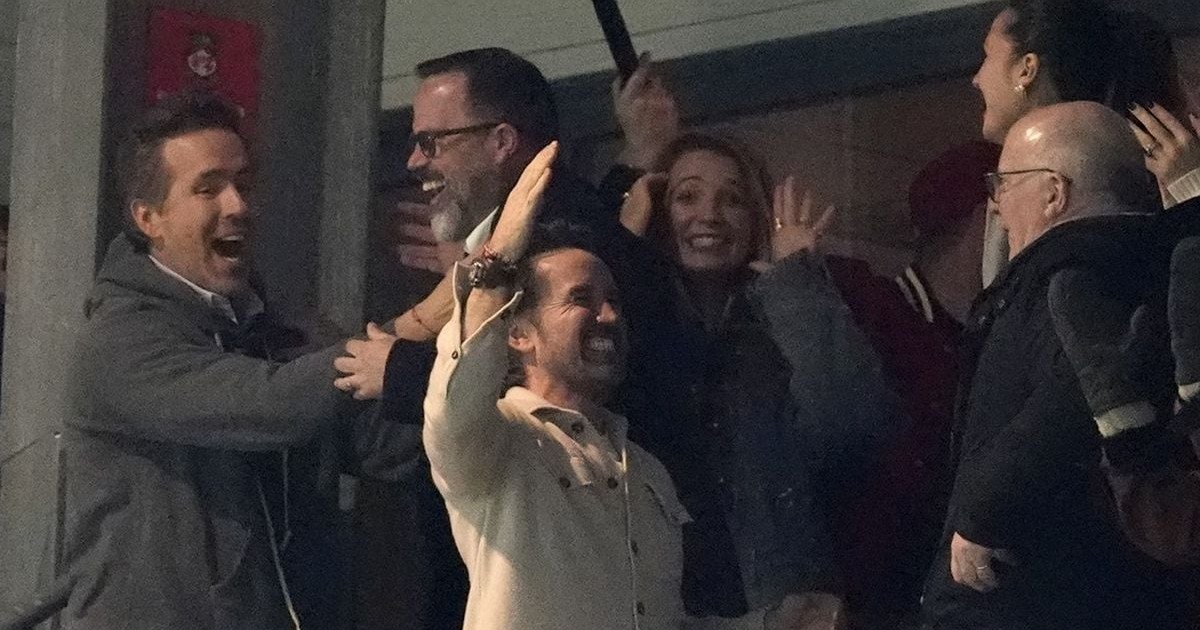 Wrexham co-owners Ryan Reynolds (left) and Rob Mac celebrate after Wrexham scored their first goal during the Emirates FA Cup fifth round match at SToK Racecourse, Wrexham. Actors Rob Mac, Ryan Reynolds and his wife Blake Lively watched on as Wrexham were knocked out of the FA Cup by Chelsea. Picture date: Saturday March 7, 2026.,Image: 1080906367, License: Rights-managed, Restrictions: EDITORIAL USE ONLY No use with unauthorised audio, video, data, fixture lists, club/league logos or "live" services. Online in-match use limited to 120 images, no video emulation. No use in betting, games or single club/league/player publications., Model Release: no