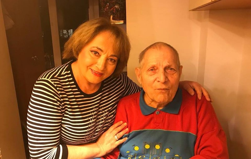 VIDEO EXCLUSIV/Gest emoționant al Laurei Lavric. A venit la București să-și vadă, după 25 de ani, un fost vecin